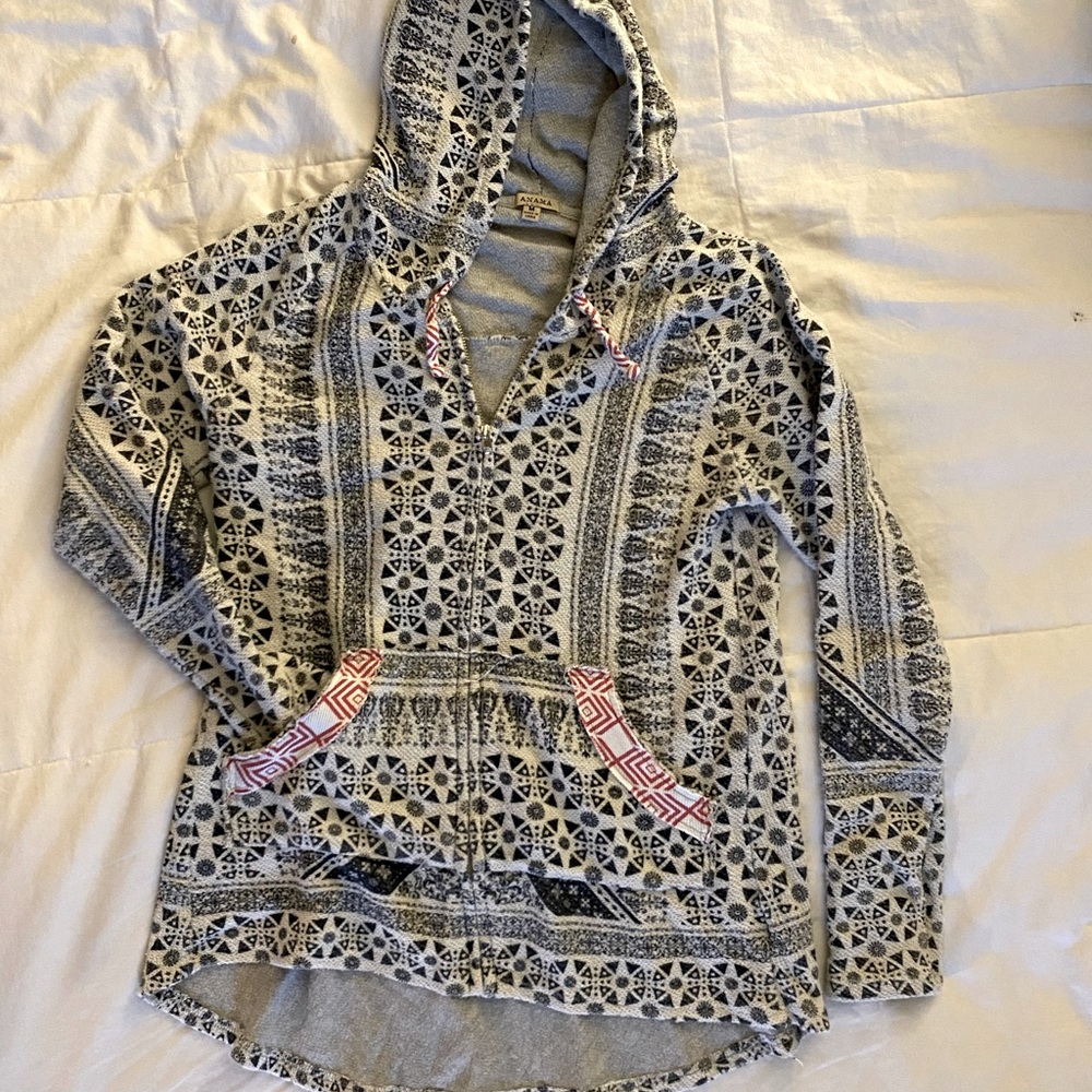 Anama women’s zip up jacket M